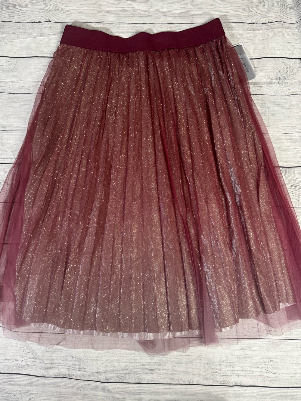 Metrowear Women’s Shimmery gold Burgundy Tulle Midi Skirt size L
